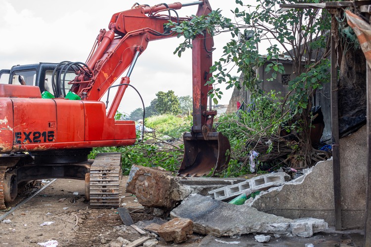 reprise effective de l’opération de démolition des constructions sur les emprises
